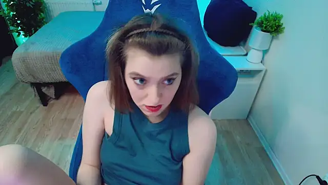 Chatroom XXX en direct de CranberryHot