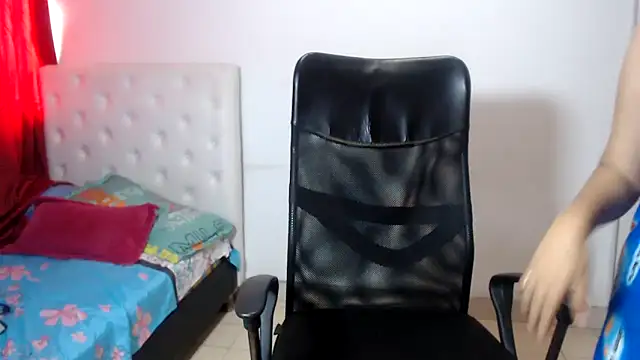 Chat +18 de selene_mist ao vivo