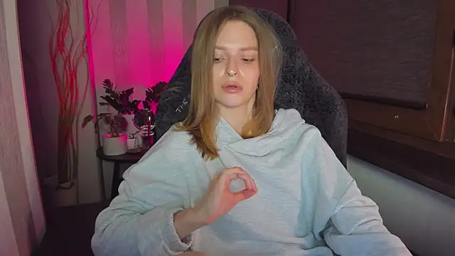 MollyRufous' Live XXX Chat