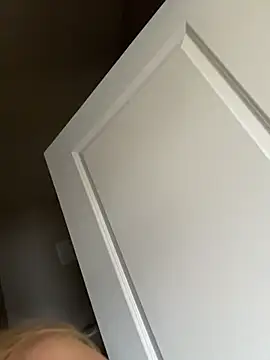 BlondePawg webcam show