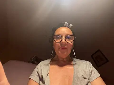 HoneyMakerr Show in webcam