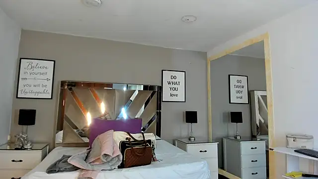 Chat XXX en directo de cellestehot