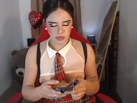 RebeccaTs webkamerás műsora