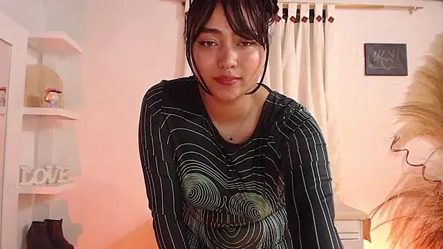 _Kim__M – Naživo XXX chat