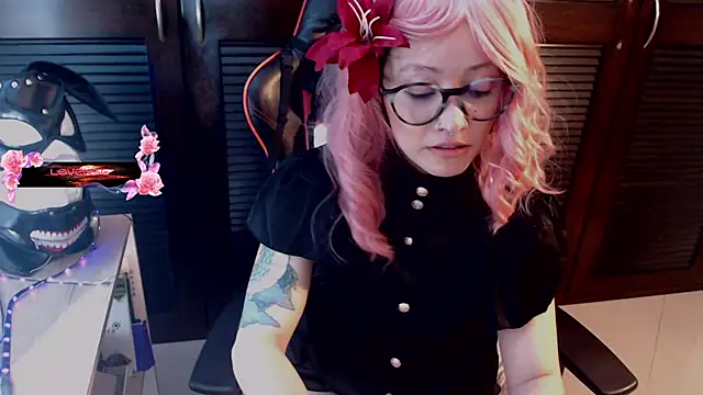 pink-2022's Live XXX Chat