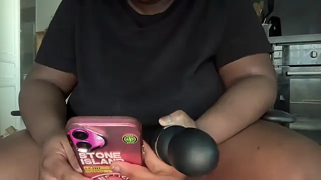 nanaisbackk élő XXX-chatje