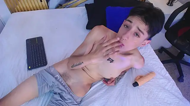 mathews_04 live XXX chat