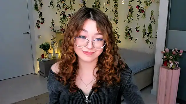 SereneFlame élő XXX-chatje