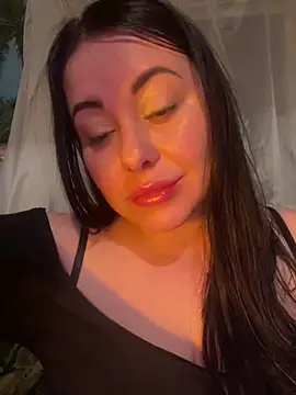 DaisyStreet Chat XXX in diretta