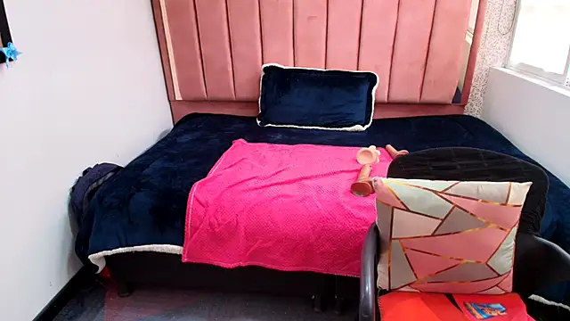 Barbara_fox__ Adlı Modelin Canlı XXX Sohbeti