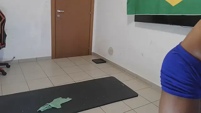 eduhot94 Show in webcam