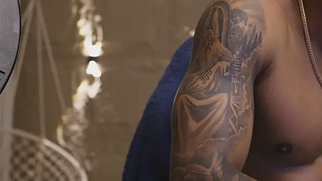 عرض كام Logan_Varela