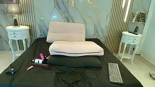 XXX chat uživo modela AprillRoss