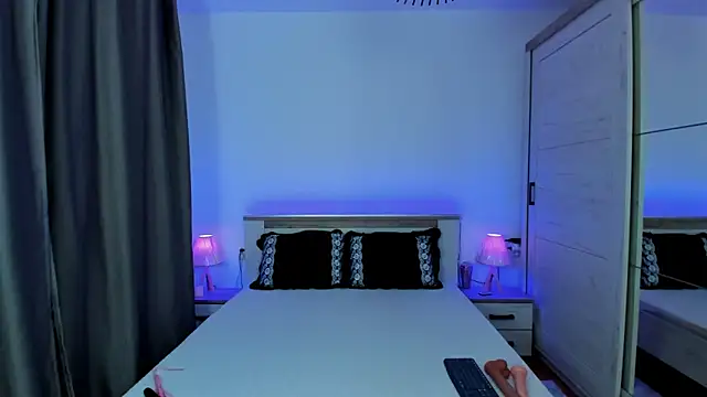 Chat +18 de MistressKarla1 ao vivo