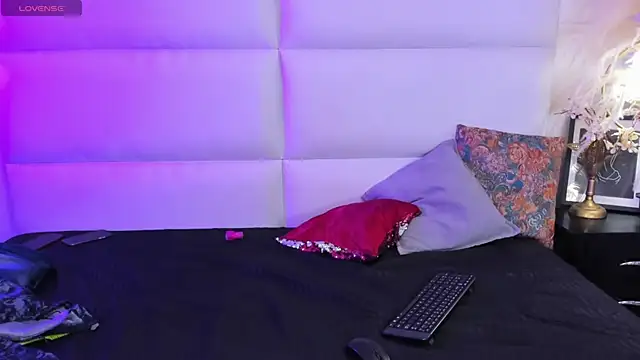 your_d0ll1 Show Webcam