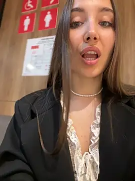 ICrazyOneIRL Adlı Modelin Web Kamerası Şovu