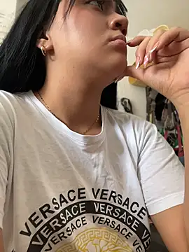 Katy_RoseXのライブXXXチャット