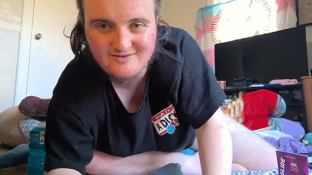 Pokazy przed kamerką – knottyn3bulara