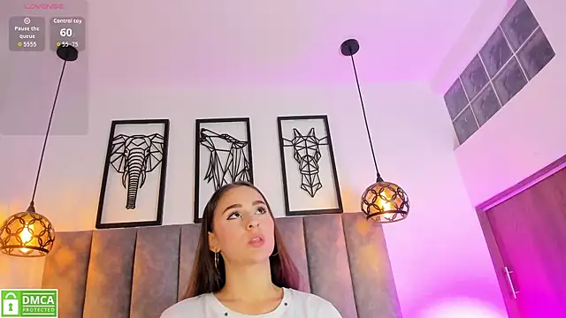 Chat +18 de Vanne_Queen_ ao vivo