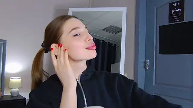 Онлайн чат XXX NicoleRosss