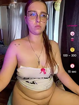 CoraVibes 现场XXX聊天