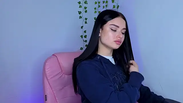 Silena_sky's Live XXX Chat