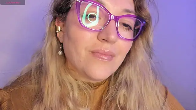 Naty_Mature_ Chat XXX in diretta