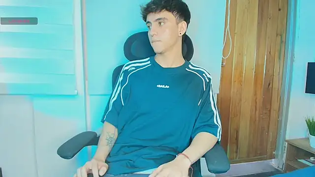 Brax_Valencia: онлайн-секс-чат