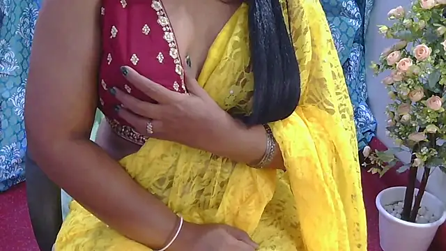 Mallu_Manisha Webcam-Show