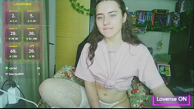 lunar_Sanata Adlı Modelin Canlı XXX Sohbeti