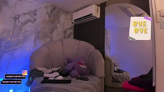 Katemoss70 élő XXX-chatje