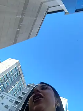 Sasha-Bloom Adlı Modelin Canlı XXX Sohbeti