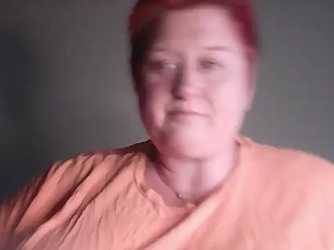 BustyRedxx live XXX chat