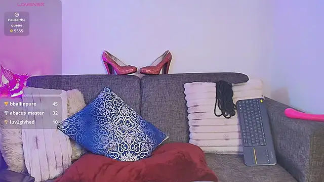 Nathaly_stepmom4's Live XXX Chat