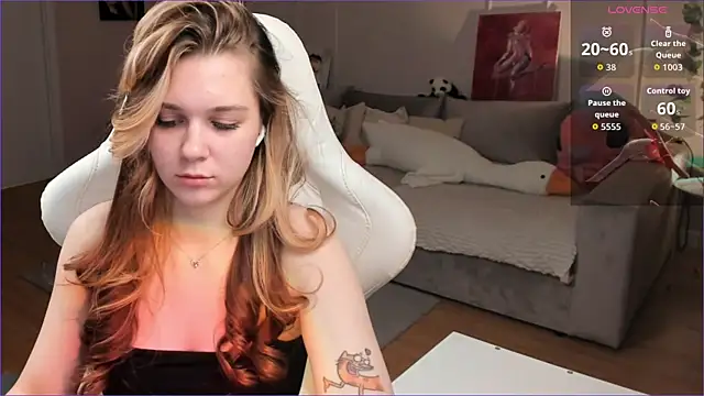 Frau_LinaのライブXXXチャット