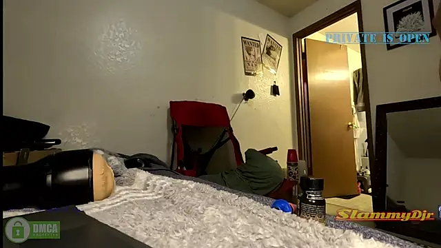 Chat XXX en directo de SlammyDjr