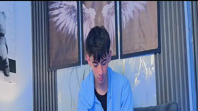 XXX chat uživo modela demian_hot99