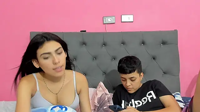 Онлайн чат XXX ariloe_quintero