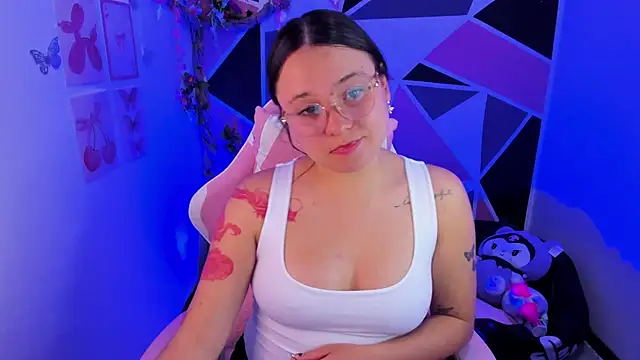 little_emma0 现场XXX聊天