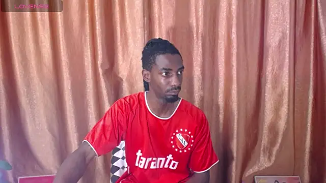 Malkon_Big Adlı Modelin Canlı XXX Sohbeti