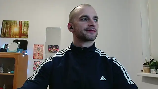 OskarBrenoのウェブカメラショー