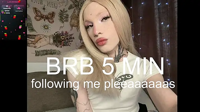 Show modela babylola228 na web-kameri