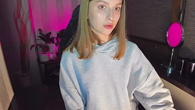 แชท XXX สดของ MollyRufous