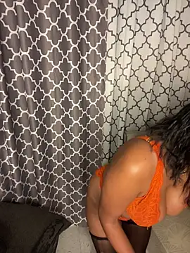 Show Webcam de Emii_Love