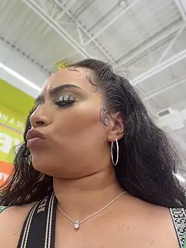 Pertunjukan Kamera Web CarmelaAnthony