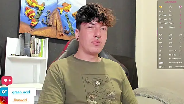 Green_acid01 Show Webcam