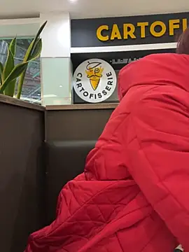 Show modela NataKitten na web-kameri