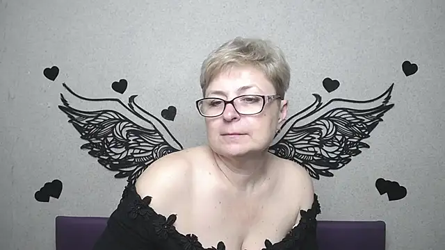 EmiliaGree's Webcam Show