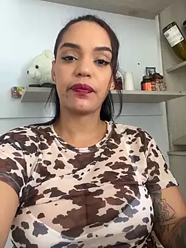 Sara-77 在線直播表演