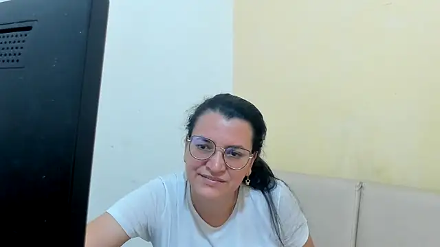 Онлайн чат XXX MARILYN_GARCIA